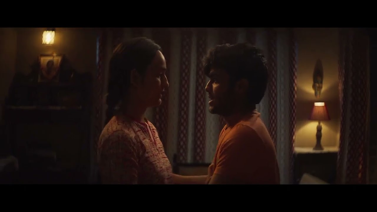 Monika Panwar Kiss Scene _ Jamtara Web series Kiss _ Webseries Hot Scene _ Web Series Kiss(720P_HD)