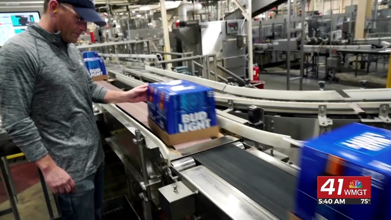 Morning Business Report: Bud Light contractor to shut down two bottling plants
