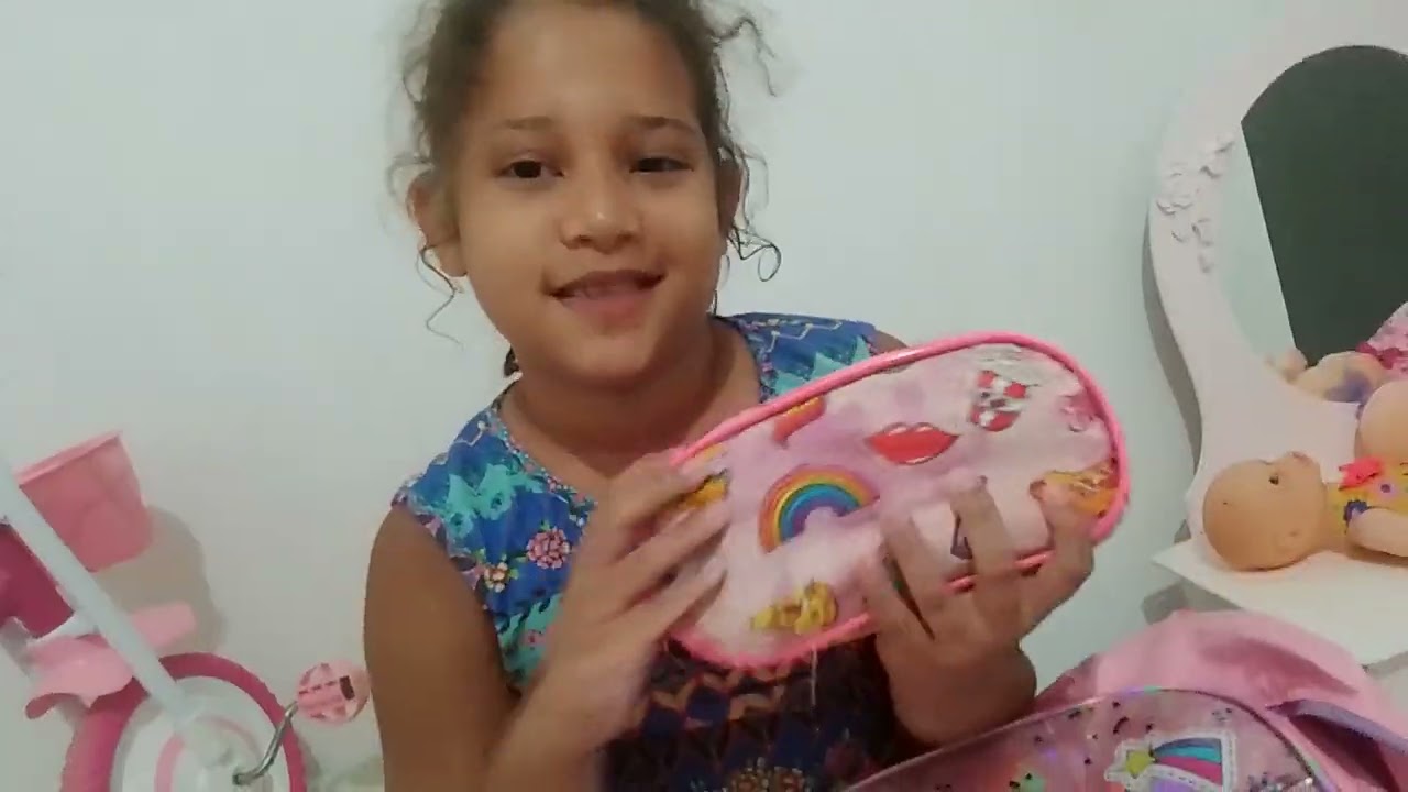 mostrando os materiais da minha prima