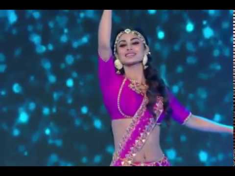 Mouni Roy Hot Navel Showing Dance