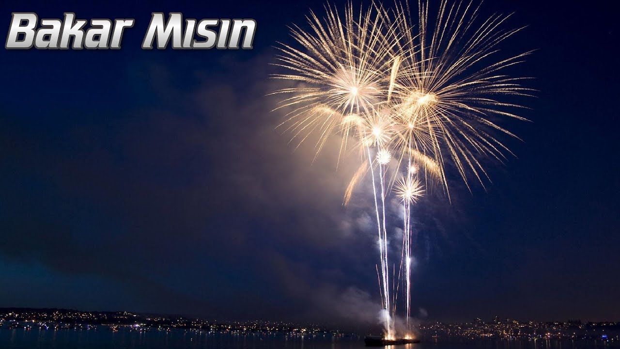 Muhteşem havai fişek gösterisi