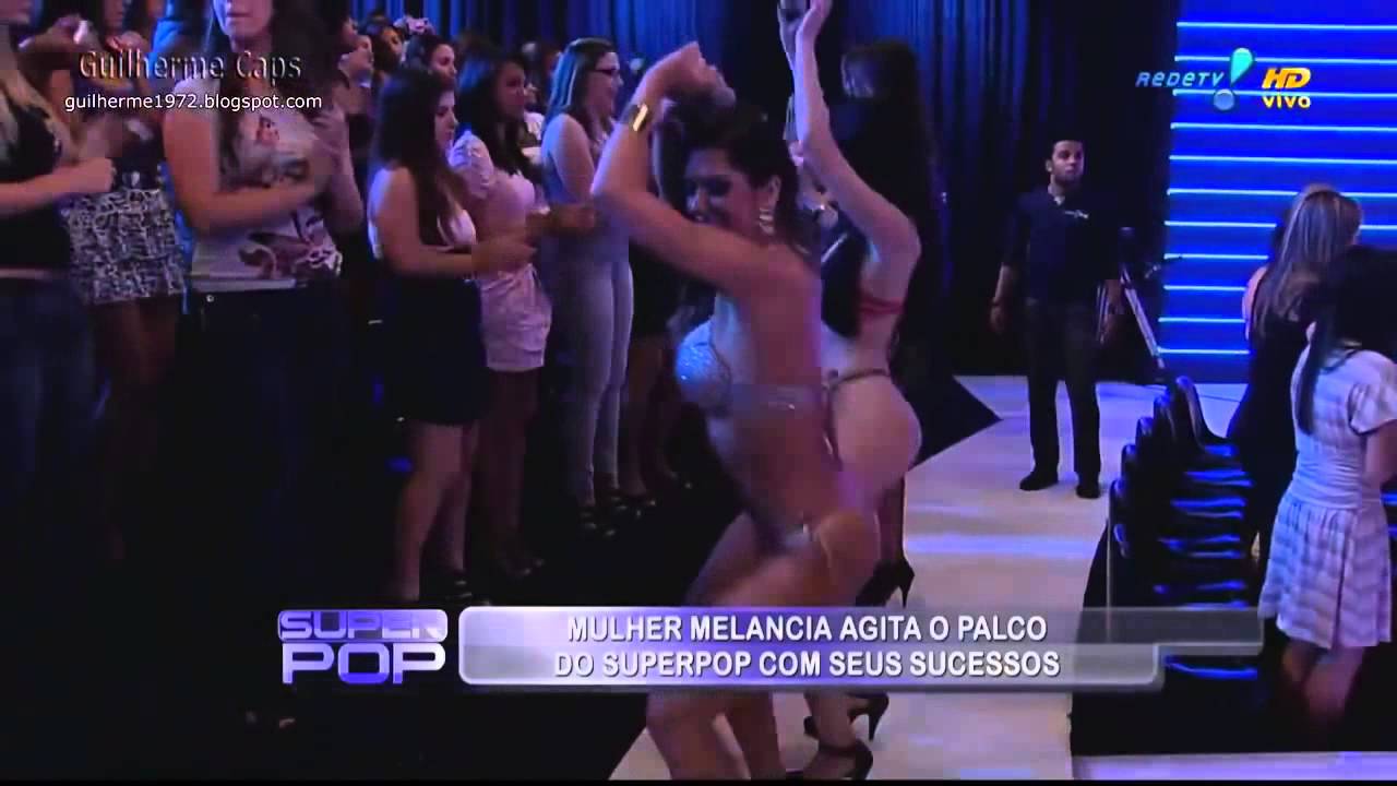 Mulher Melancia dançando de fio dental no SuperPop EM HD
