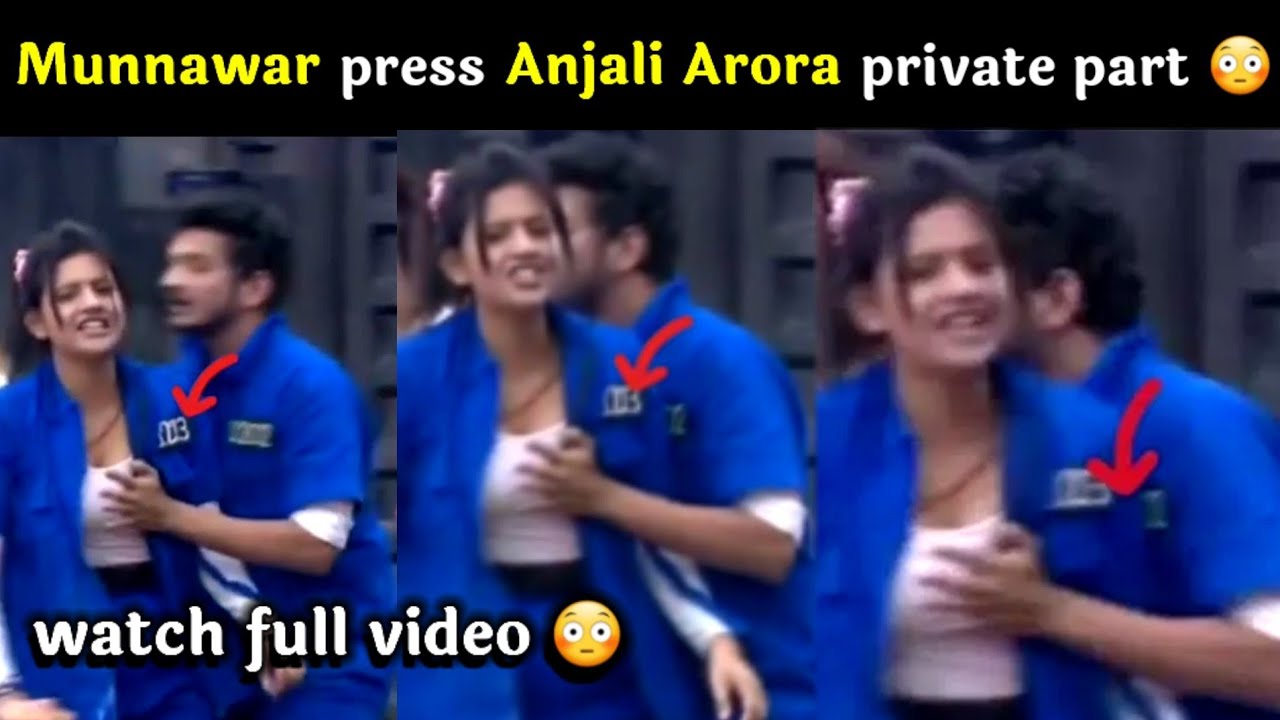Munawar Faruqui touch Anjali Arora private Part in live show Full Video