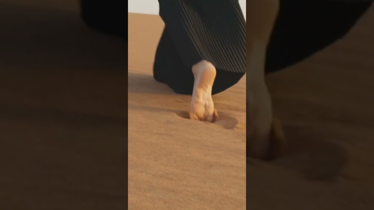 Muslim woman alone walking #muslim #muslimwoman #muslims #muslimah muslim