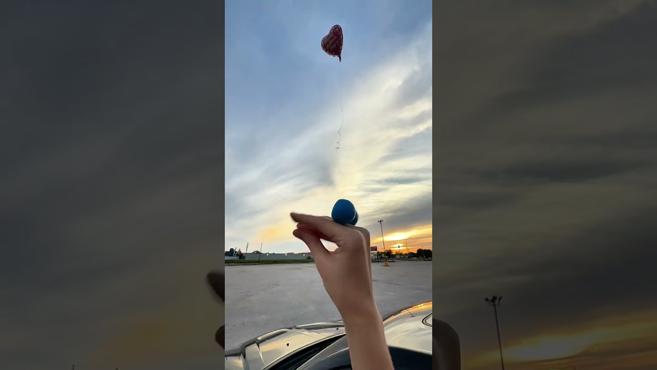 MY BALLOON! 😭