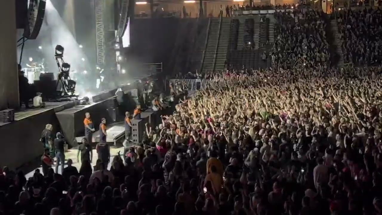 MY CHEMICAL ROMANCE - I’M NOT OKAY | Live at Stadium MK, 19 May 2022