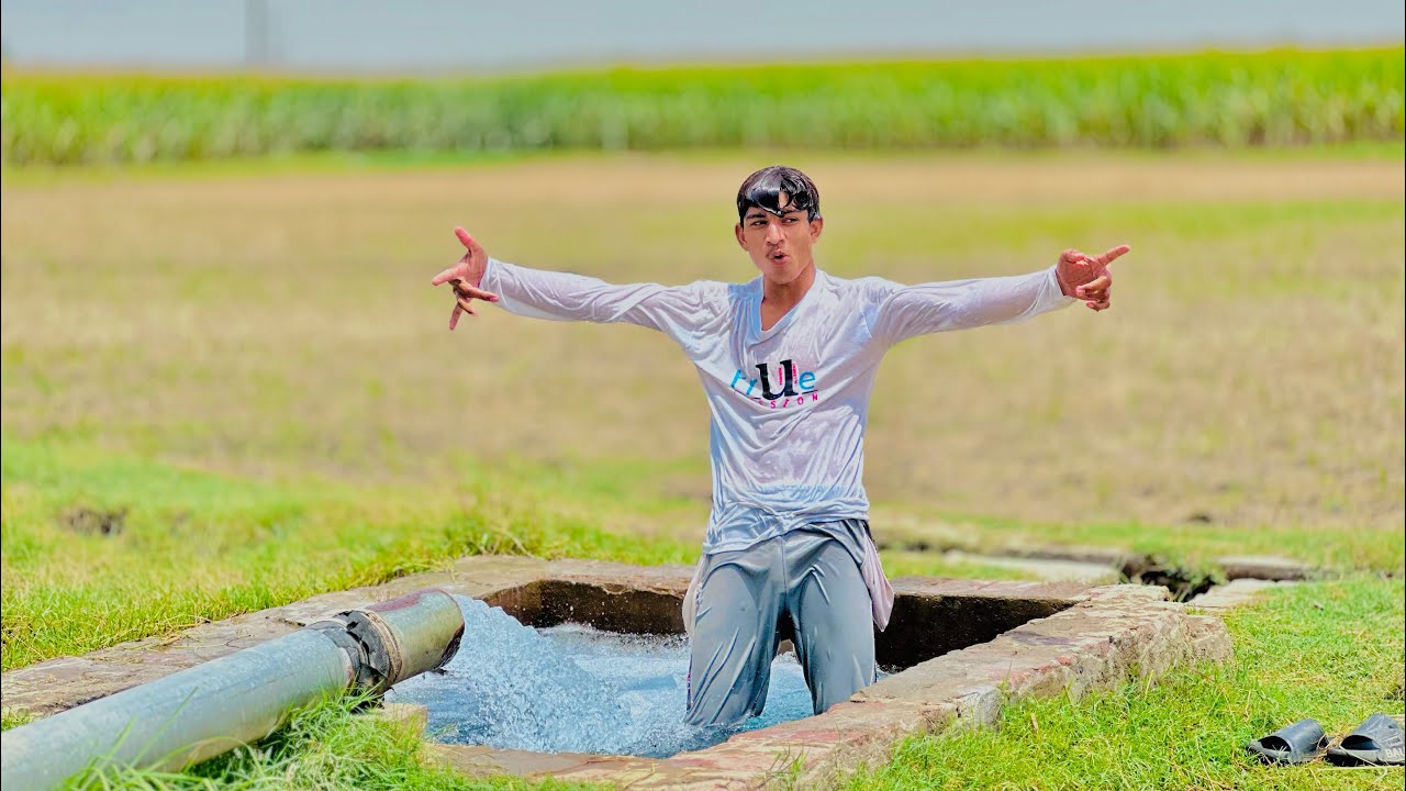 My First Vlog | Swimming in Tubewell Water Pool in Village | Tube Well water Fun by boys