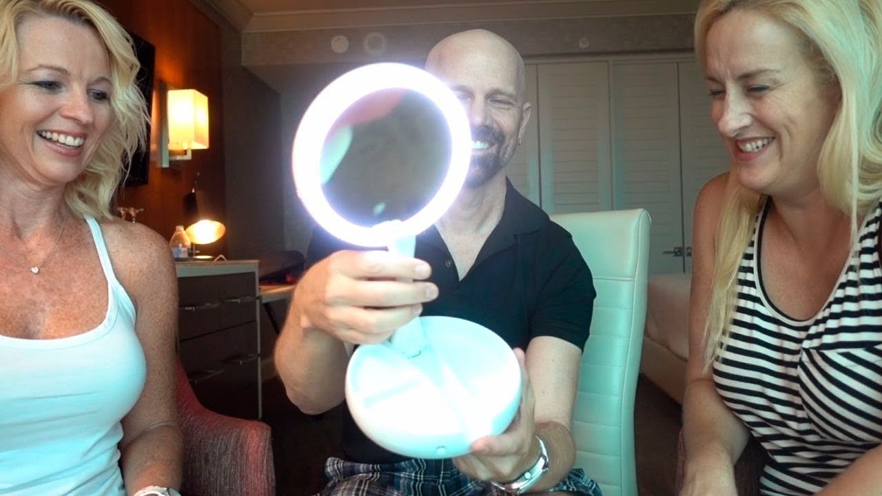 My Foldaway Mirror Review with the 2c Chicks