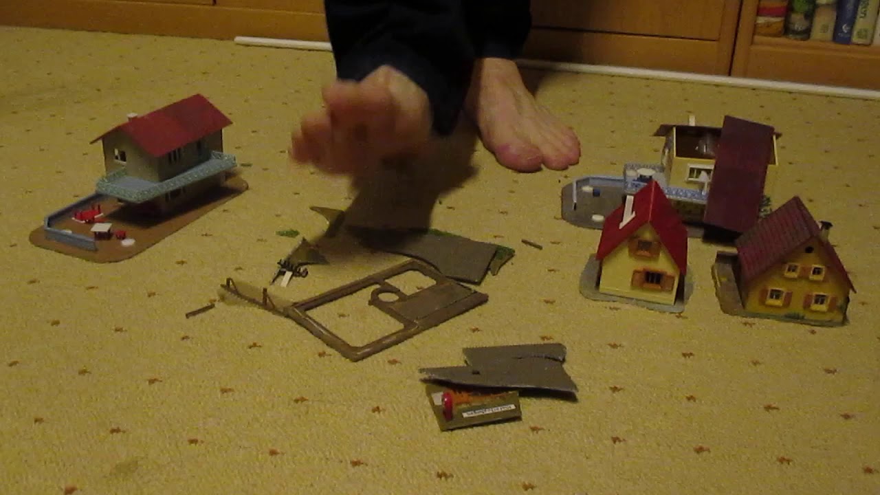 My hot boyfeet destroying modelhouses