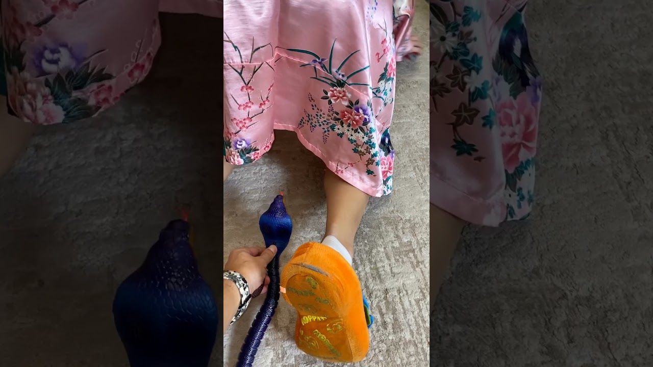 My wife VS snake🐍🤣😂 #shorts by Tsuriki Show