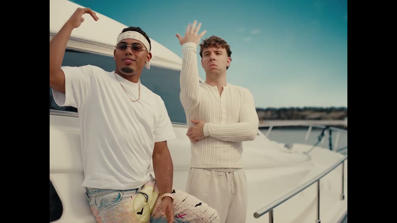 Myke Towers & Quevedo - SOLEAO (Official Music Video)