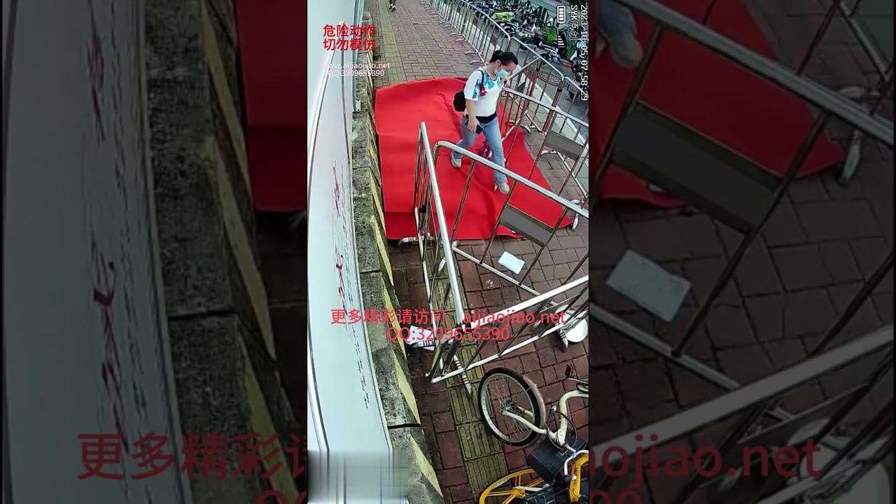 街头恶搞，无意识户外被N个妹子踩