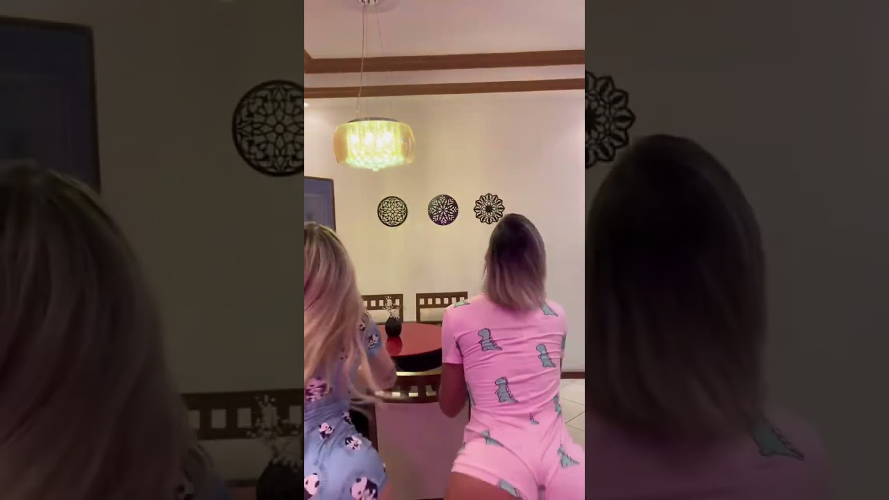 Na hora de … #rebolando #dancinhasdotiktok #dancinha  #mulher #linda #funk