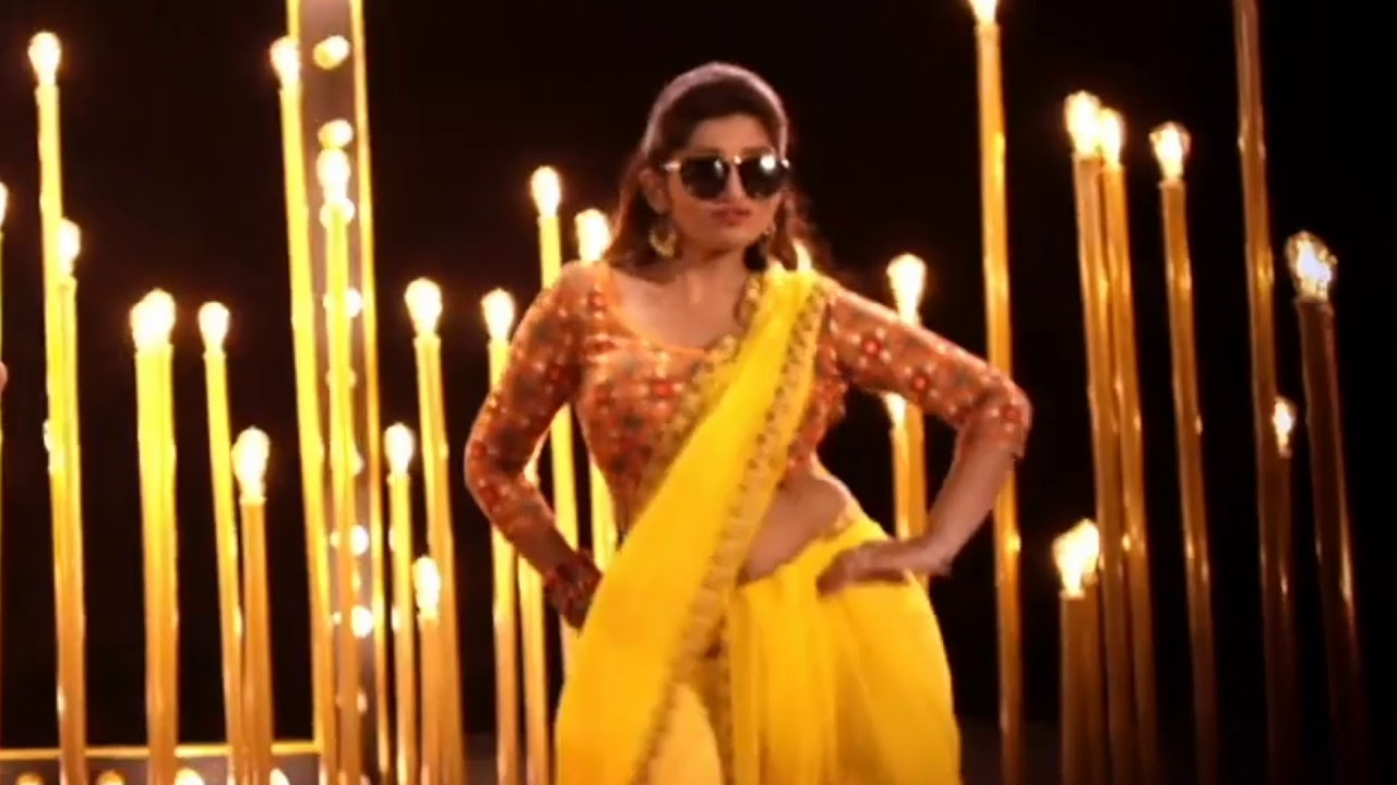 Nakshtra Nagesh navel