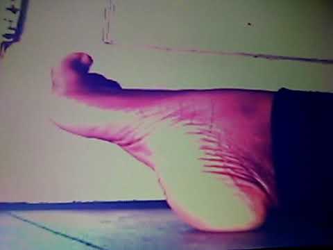 Naomi Lynn's Sexy Foot With a Pounding Heartbeat