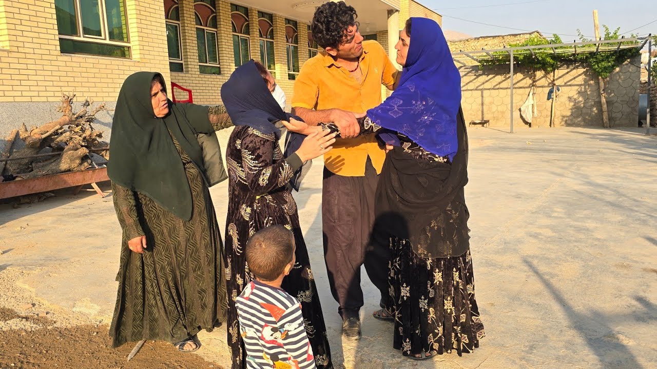 Narges' relentless search in nomadic homes to find Mahdi