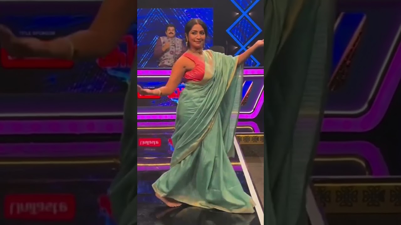 navya nair  hot