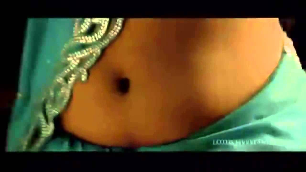Nazriya Nazim Navel and Cleavage Show