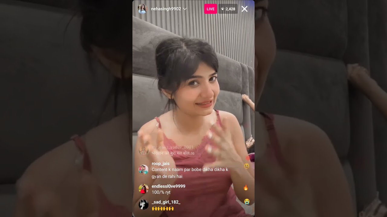 Neha singh 1st Instagram live 🤣 comments me padi gaali