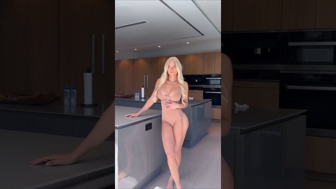 Nellie Cronen Shocks Instagram in a Gorgeously Stunning Beige Swim Wear!