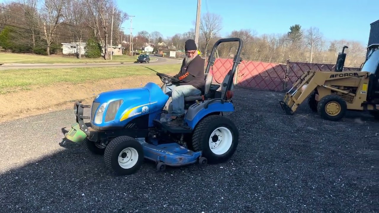 New Holland T110 4x4 Lawn Mower with 3-Point Hitch