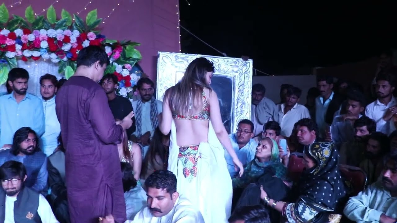 New Mujra Shadi Dance Mujra || Latest Mujra Dance Video Trending Song 2024/2025| Desi Dance Parties
