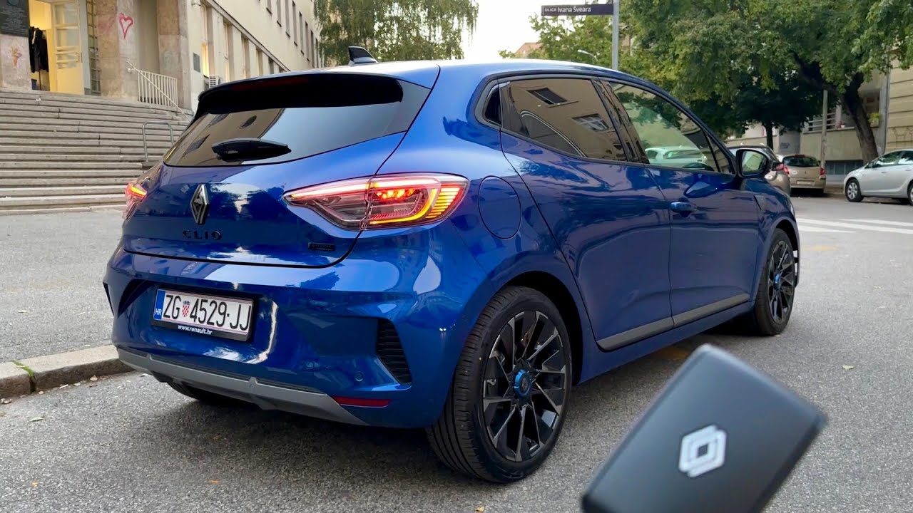 New RENAULT CLIO 2024 (Facelift) - EVENING POV test drive (Esprit Alpine, 145 HP)