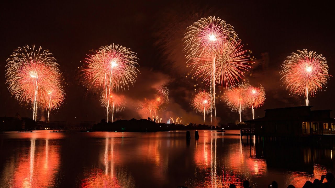 New Years Eve Fireworks 2015/2016 Walt Disney World Magic Kingdom AWESOME