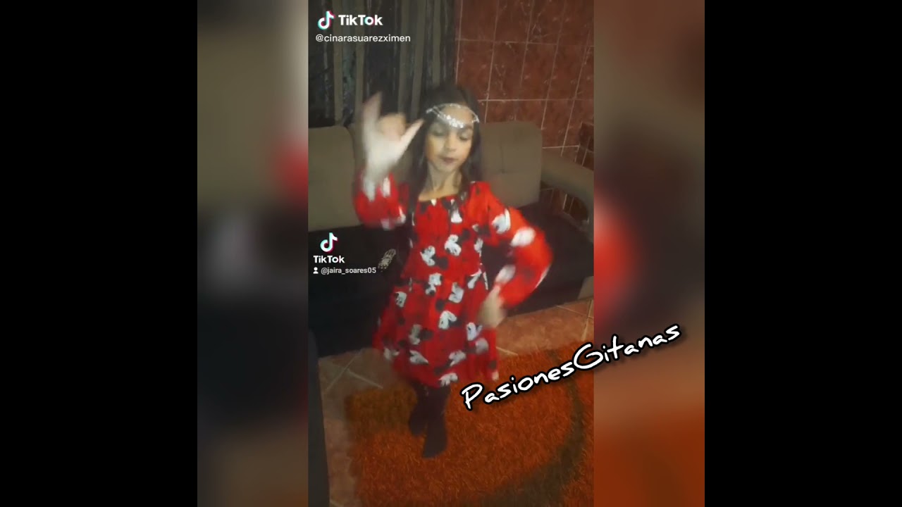 Niñas gitanas bailando con mucha arte y al compas de TUTÃO CIGANO y LELINHO TRIK TRIK