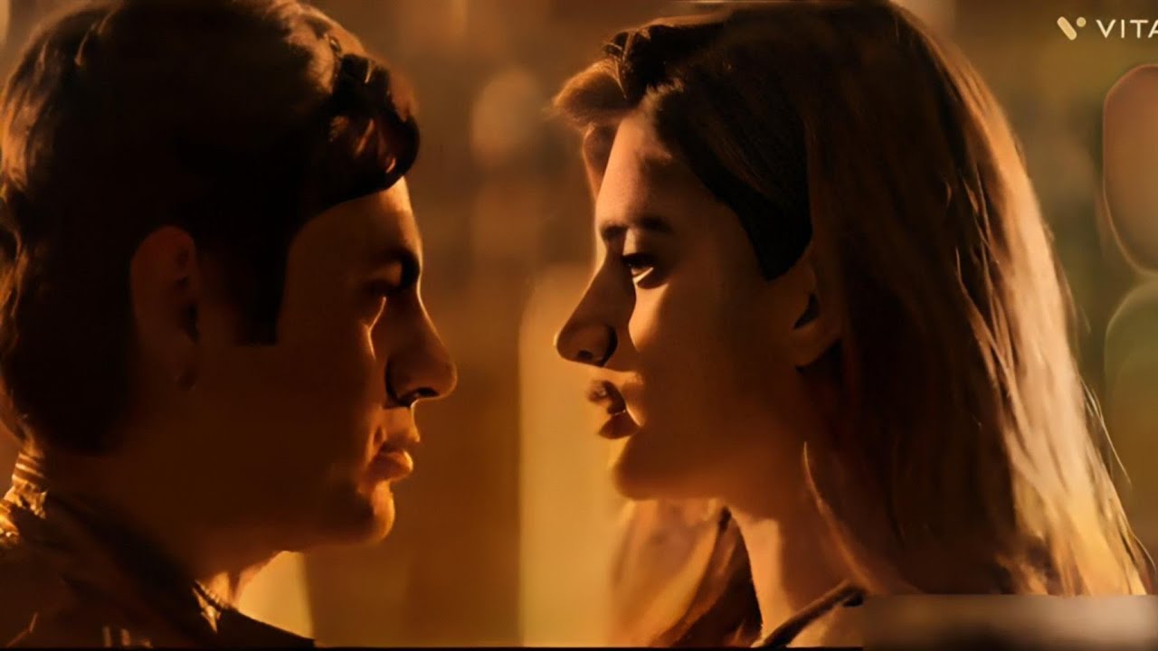 Nidhi Aggarwal Hot Liplock Kiss Nawazuddin Siddiqui Movie Delete Scene