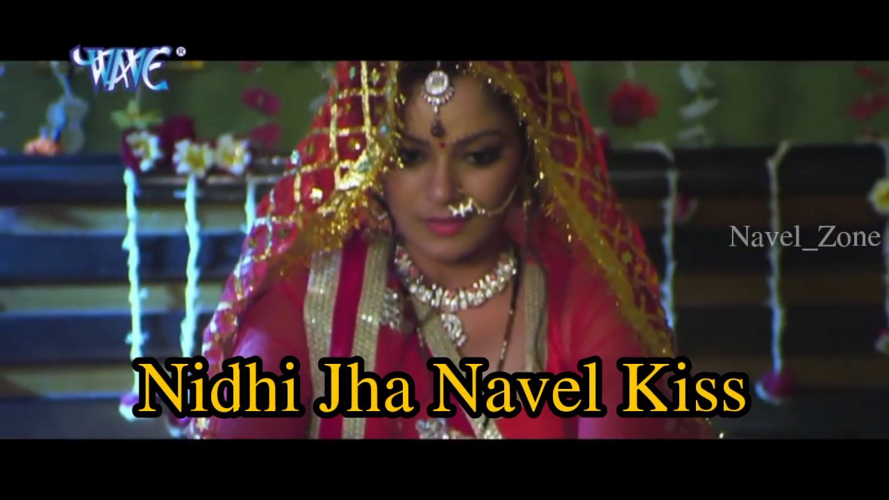 Nidhi Jha Navel Kiss Complitation