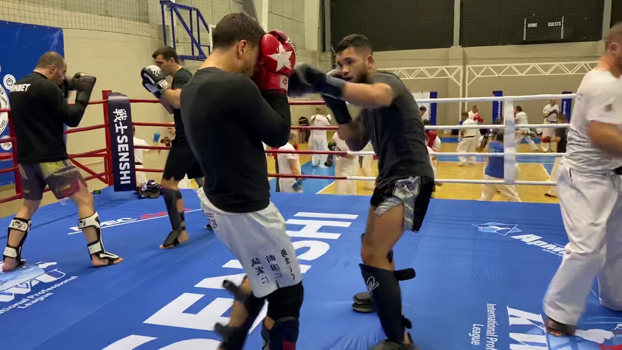 Nikolay Yorgov and Thomas Doeve in friendly spar