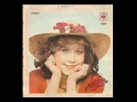 Nilüfer - Kar Taneleri (1984)