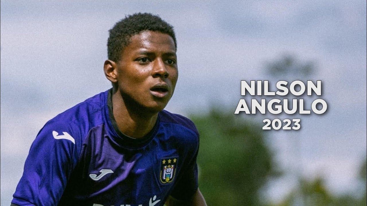 Nilson Angulo Plays Football Like Neymar ! 🇪🇨