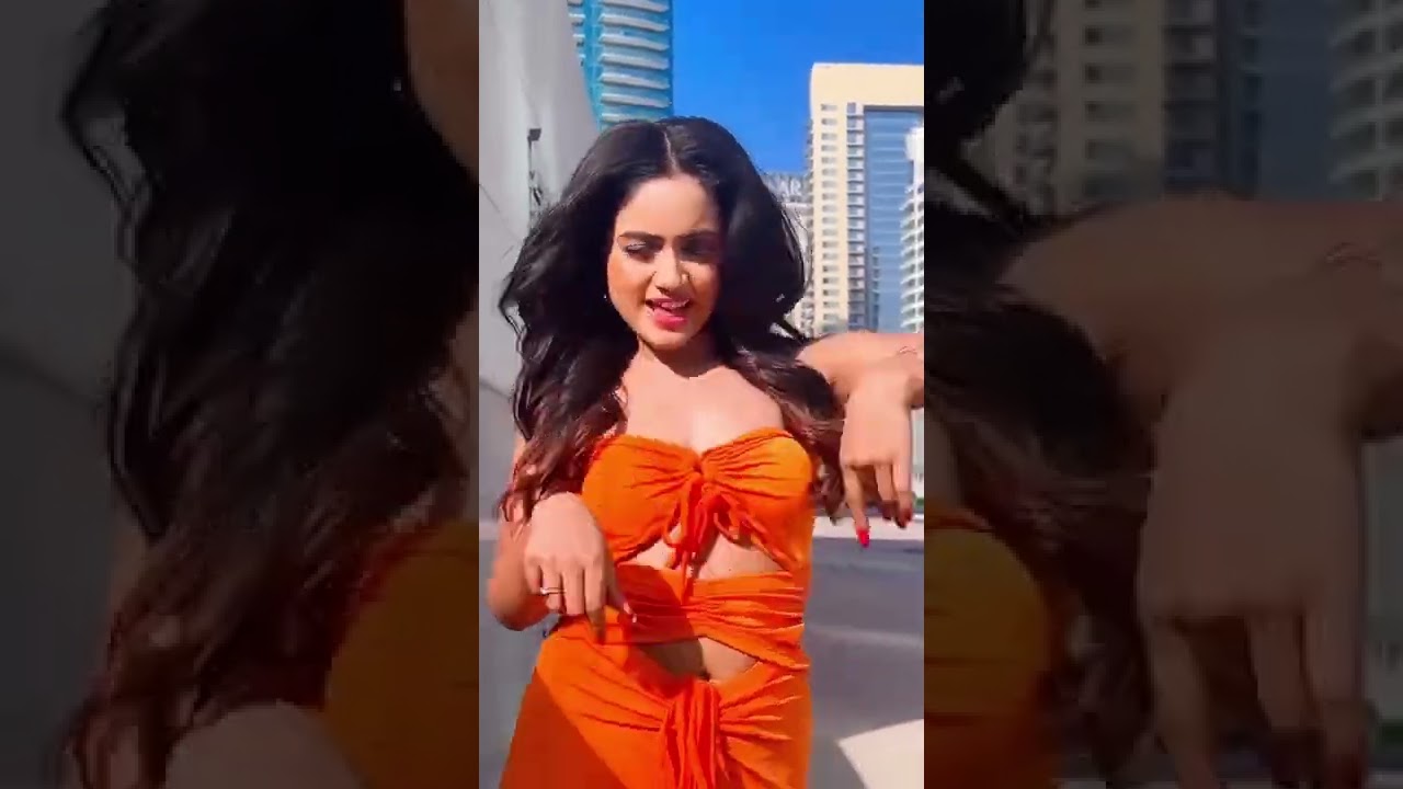 Nisha Guragain New Latest Instagram Reels | 😍 iamnishaguragain New Reels, TikTok Dance Videos 2022 😍