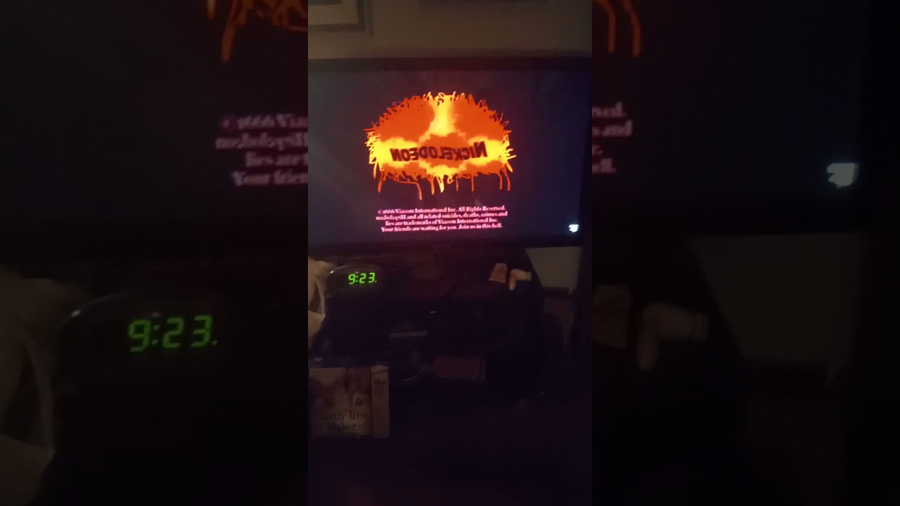 noedolekciN real TV screen I was scared of it