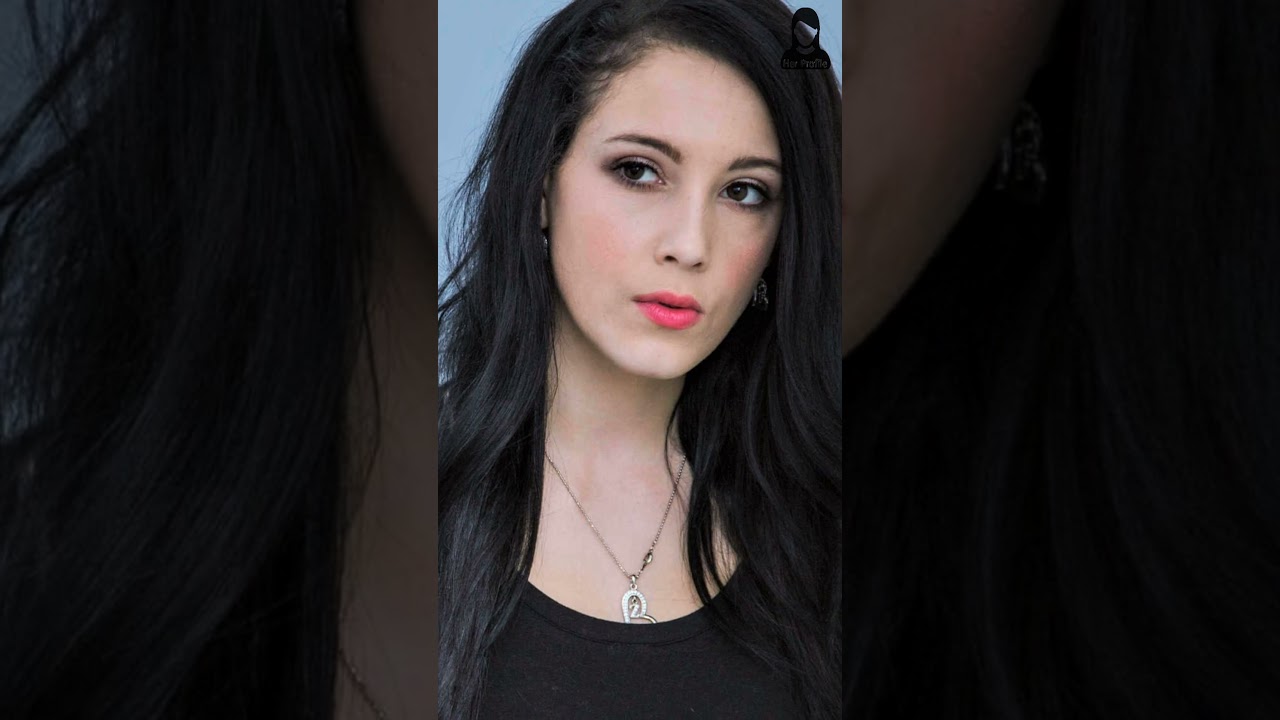 Noelle Easton | photo video | her profile