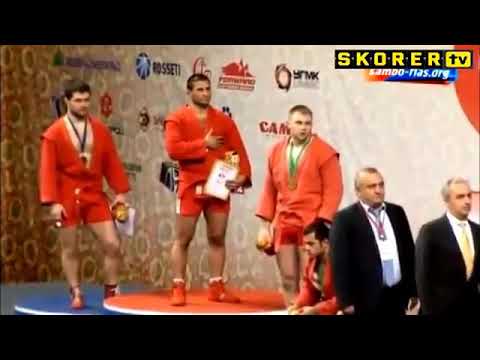Nolub e sıxılıb oturubda .