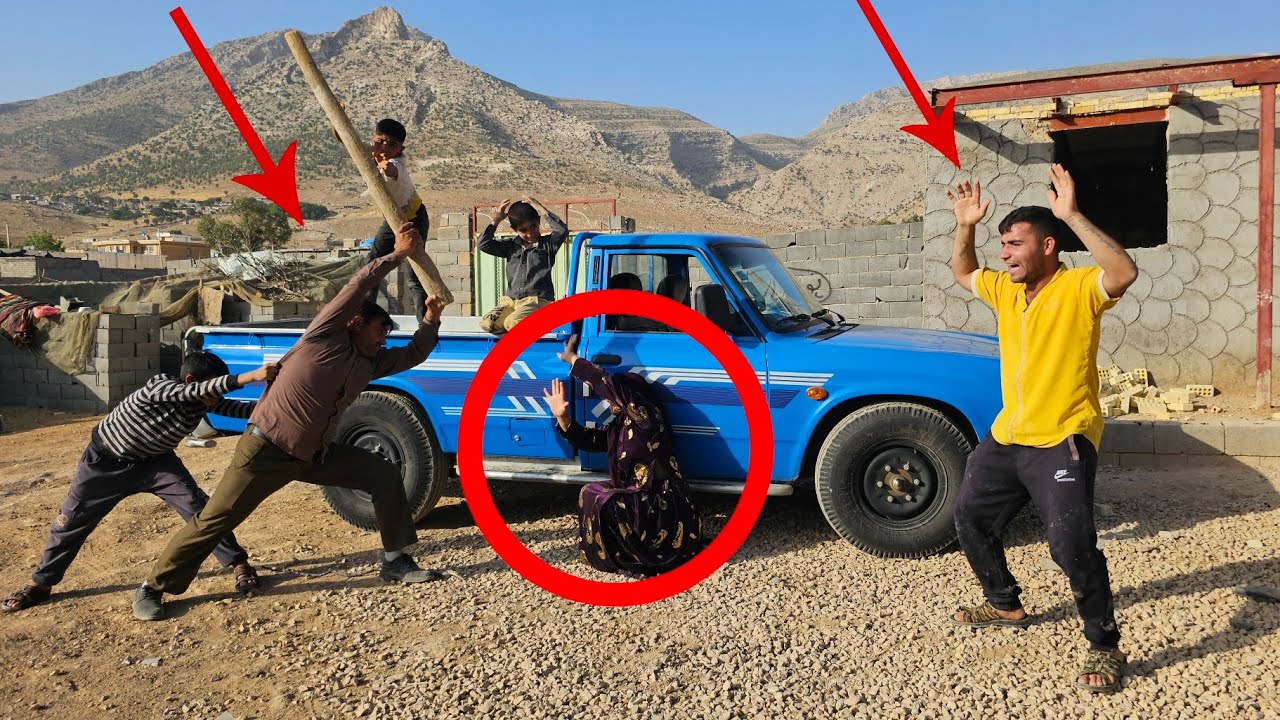 Nomads Brother’s Gift: A Pickup Truck for His Sister | Changing Her Life with the Operator’s Help