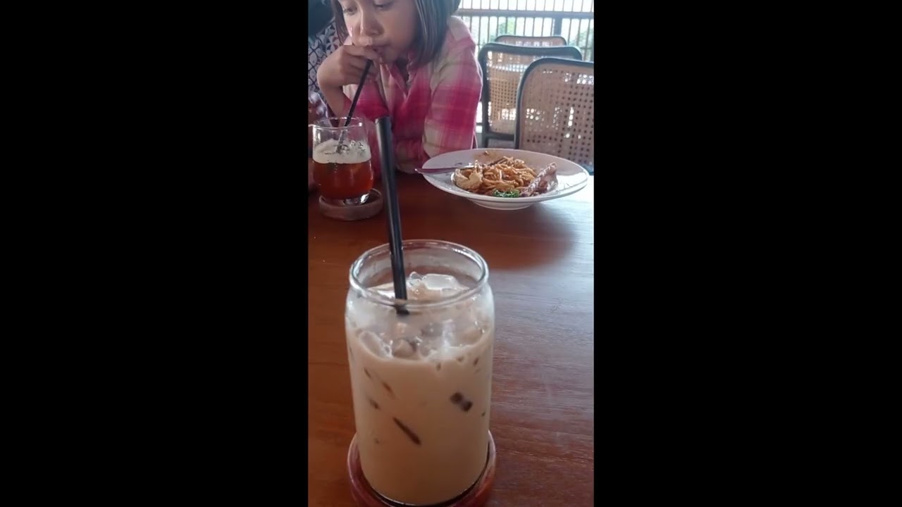 nongki di rolun coffee bojong soang bandung