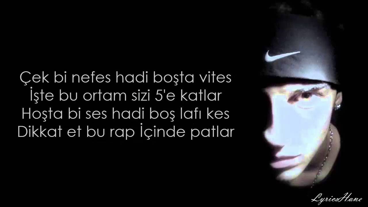 Norm Ender - İçinde Patlar (Lyrics)