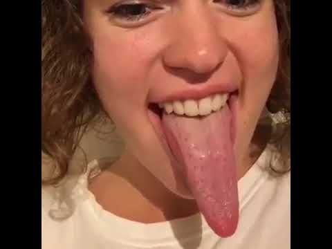 Novinha da língua longa e gostosa