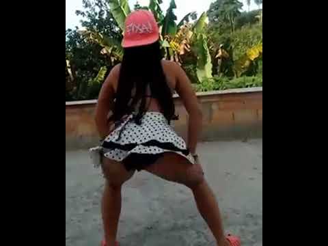 Novinha Dançando de sainha TOOP FUNK