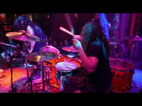 Now Its Dark - Bother Me - live at Rookies Rochaus in West Dundee, IL