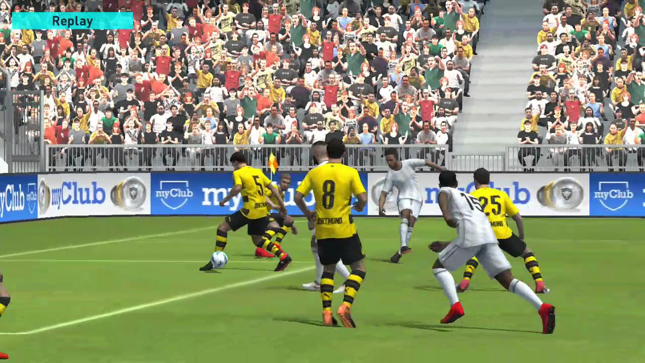 Nutmeg by Carcela in Pro Evolution Soccer 2018