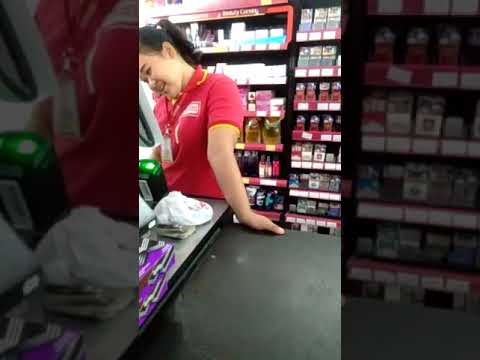 Nyari kondom murah malah di tawaring yg mahal boleh di coba dulu kata kasir nya 😂