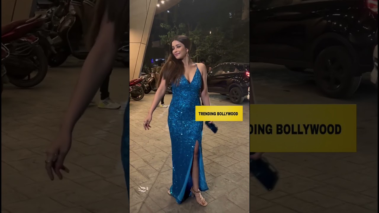 Nyra Banerjee Looking Hot Arrived At IMW Buzz Digital Awards #nyrabanerjee #shorts #viral