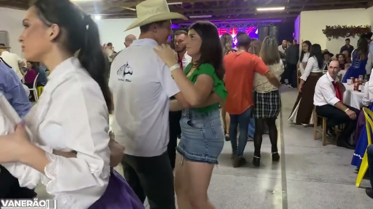 O melhor repertório gaúcho - Parte 2 - Baile com Grupo Vanerão - Academia de danças Estampa Gaúcha
