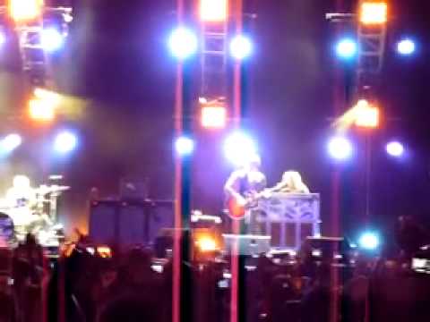 Oasis live@TPE 20090403 Dun Luk Bk In Anger