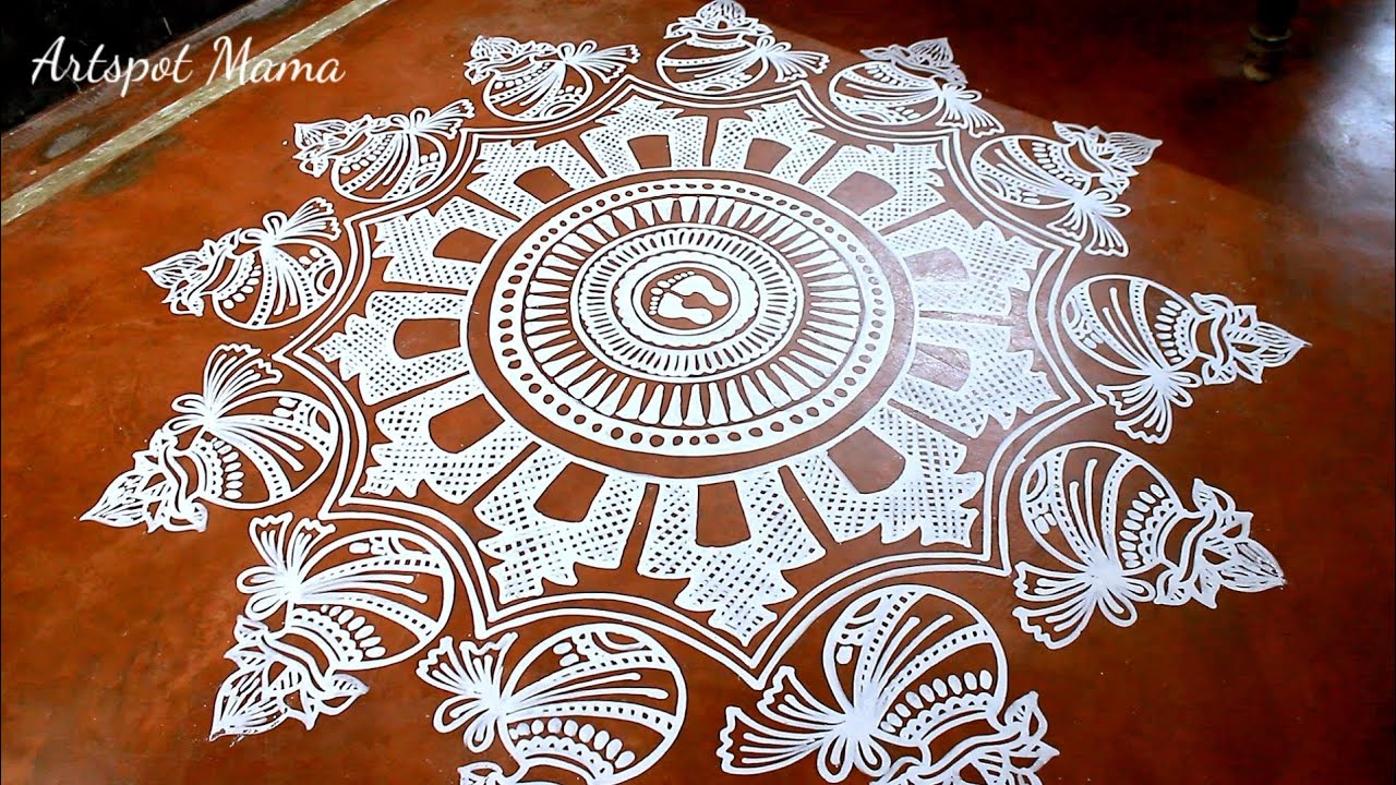 Odia Jhoti Chita With Kalash Design